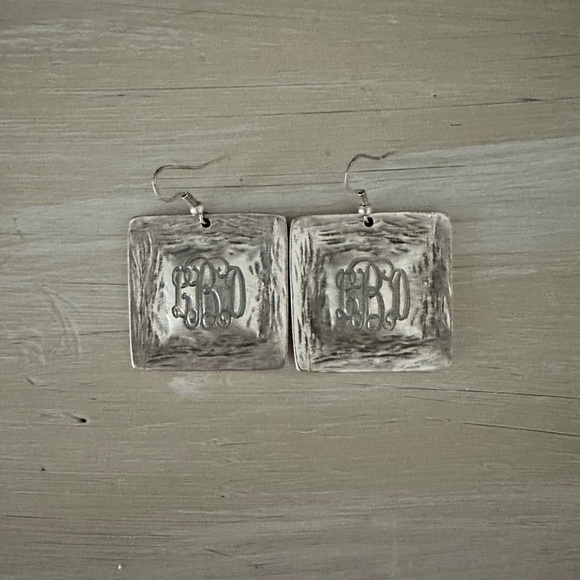 Sterling silver initial earrings - Picture 2 of 2